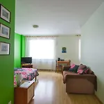 Joe Apartment *
